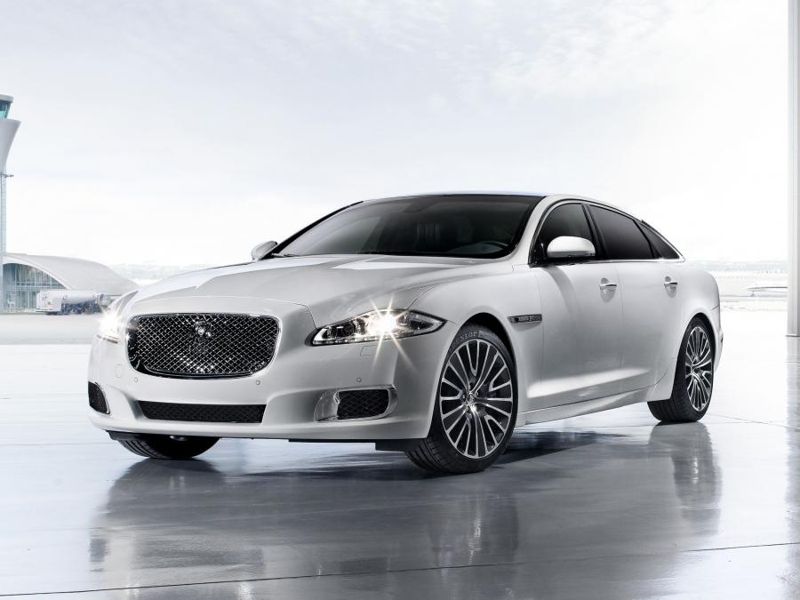  Jaguar XJ Ultimate 2012 года  (фото 16 из 54)